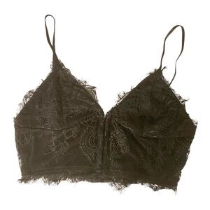 Lace hook-and-eye crop top